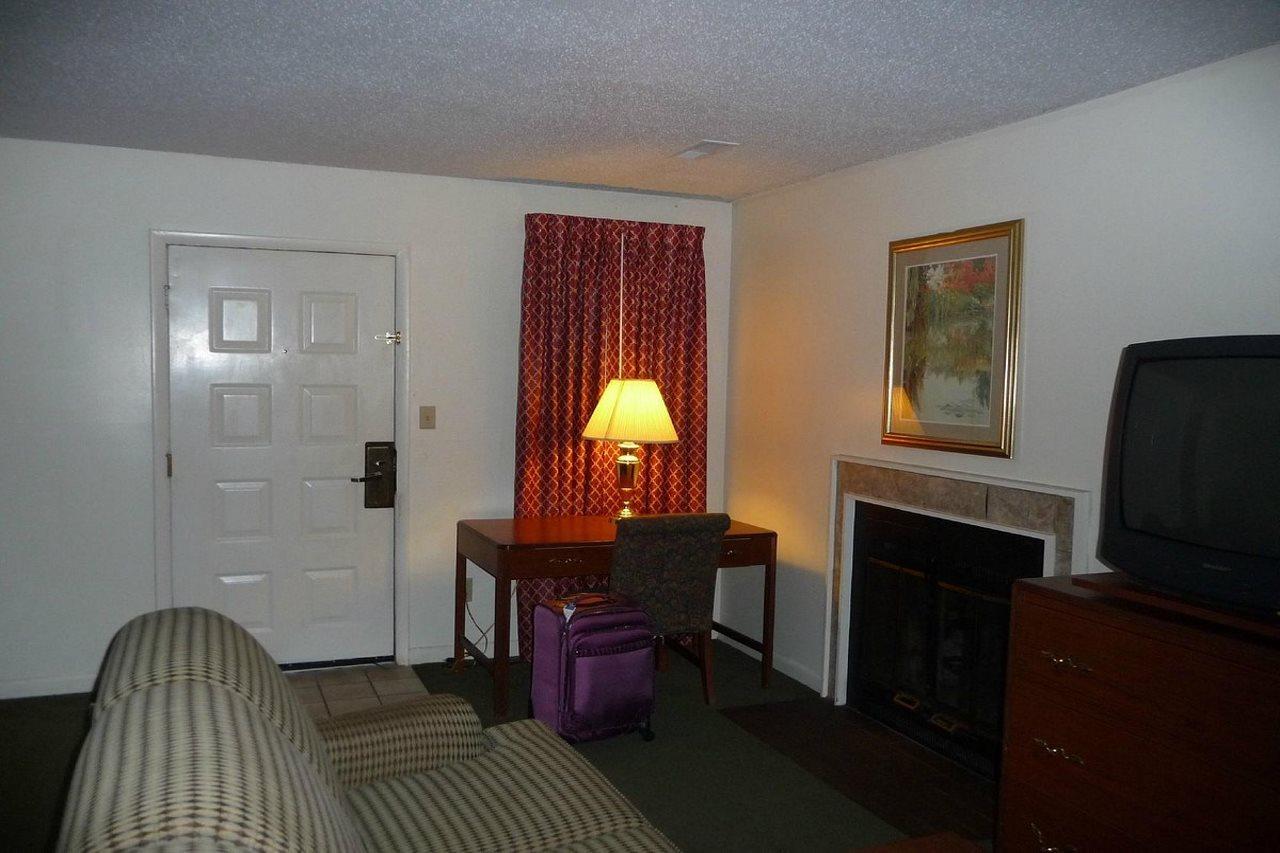 Huntsville Hotel & Suites Buitenkant foto