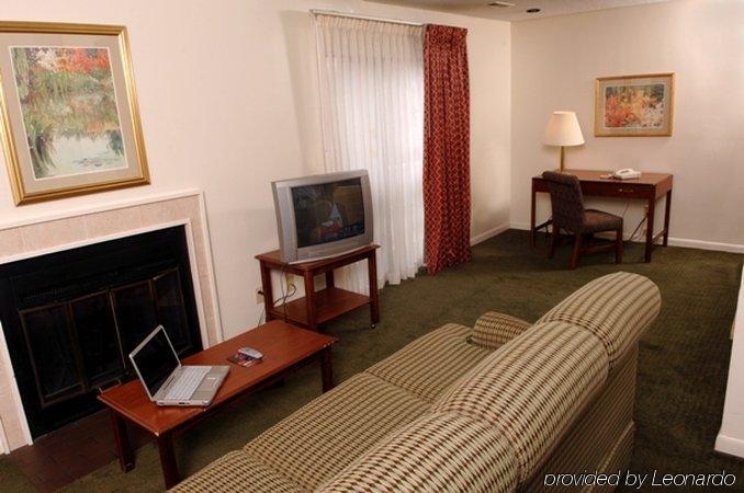 Huntsville Hotel & Suites Kamer foto